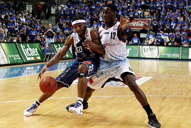 季开局表现 季开局表现